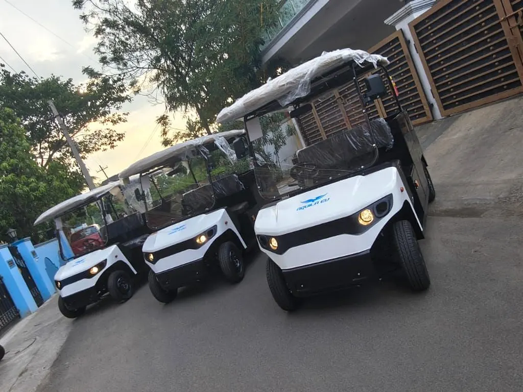 delivery 51 — gallery · alpha